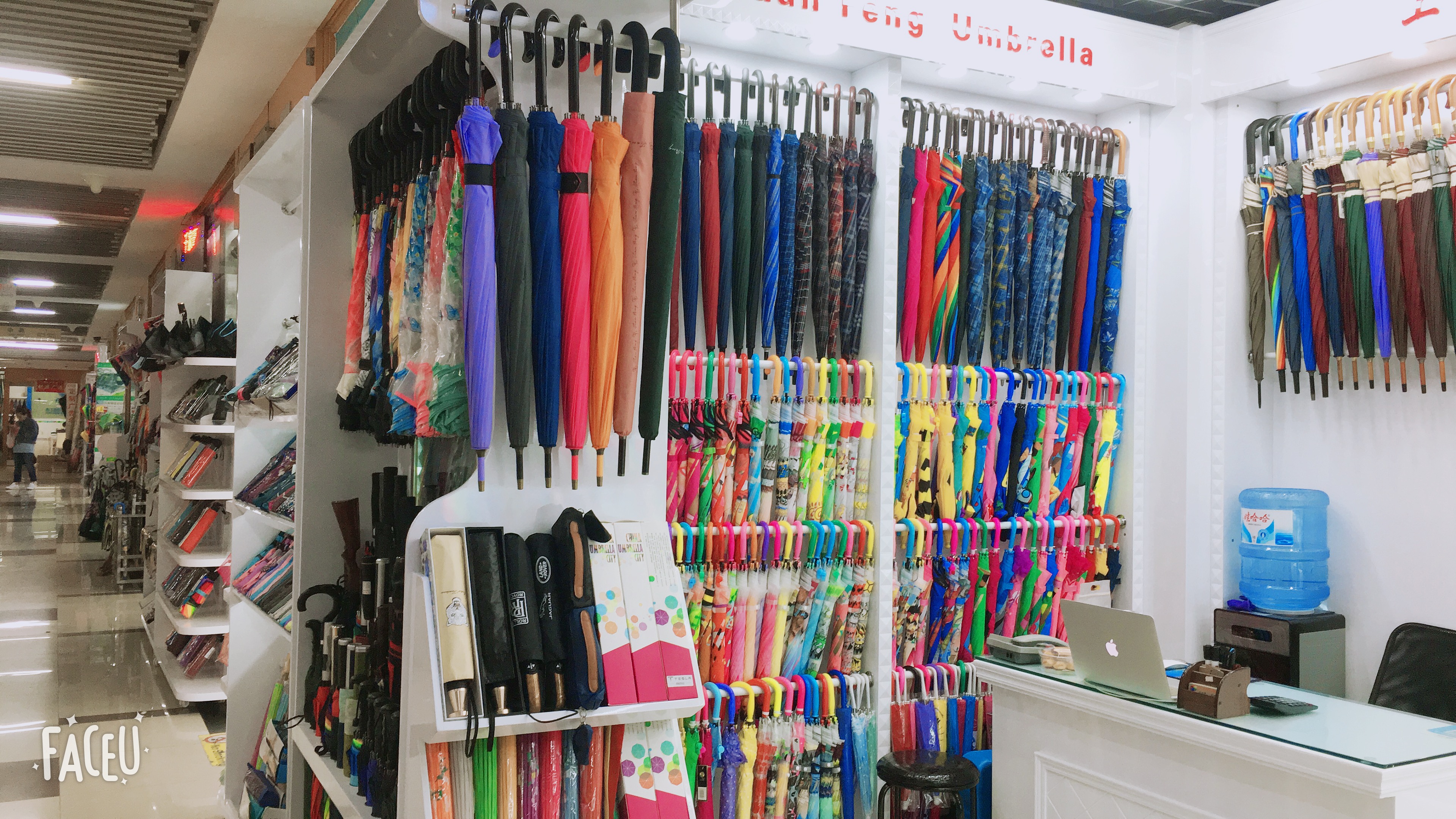 Yiwu yuanfeng paraguas accesorios comercial describe pic - 2