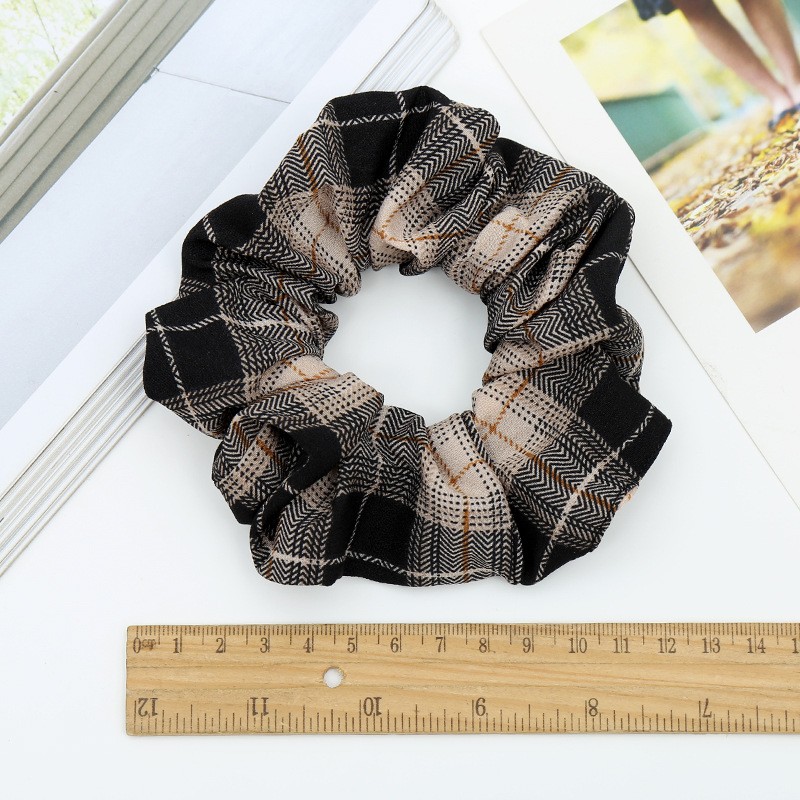 Korean style fashionable and fresh striped large intestine hair band, new women's hair band, women's updo, hair accessory manufacturer wholesale detail image 2