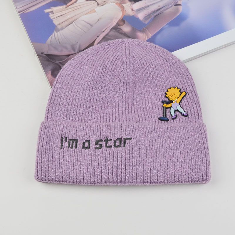 A cute hooded knitted woolen hat for women, a cartoon warm and comfortable woolen hat for autumn and winter Specification drawing