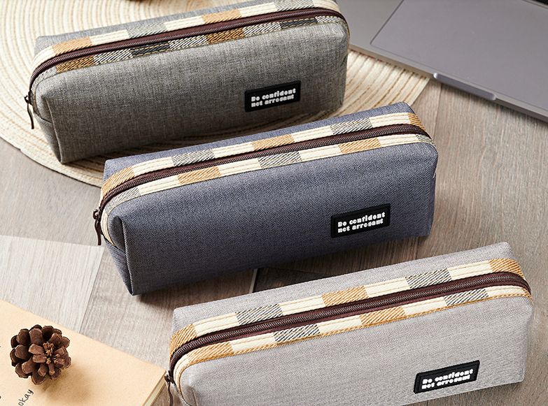 Large capacity canvas zipper stationery bag Pencil bag Boys children elementary school boys simple plaid