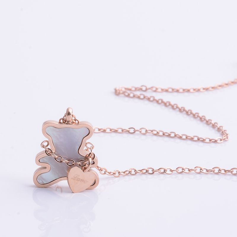 Individual character lovely shell bear necklace titanium steel plated 18k rose gold clavicle chain non - faded female jewelry thumbnail