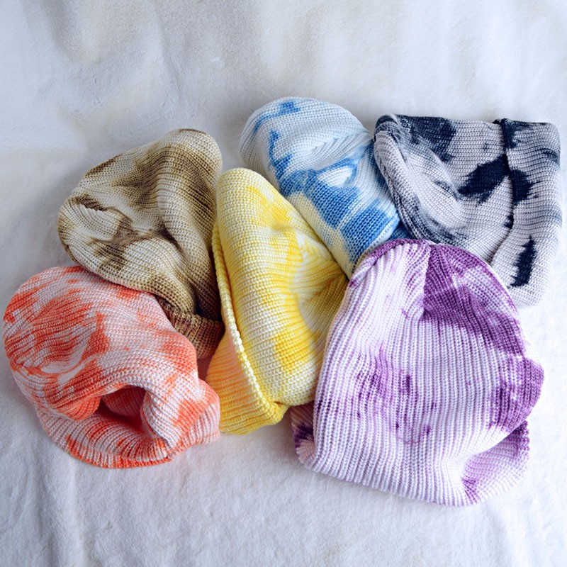 Autumn and winter knitted Korean-style fashionable, versatile and warm tie-dyed hat detail image 1