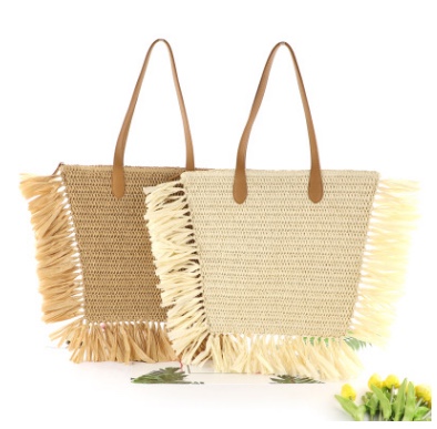Factory Price Direct Sales Ins New Raw Edge Beard Straw Bag Large Capacity Single Shoulder Braided Bag Casual Women Bag Beach Bag