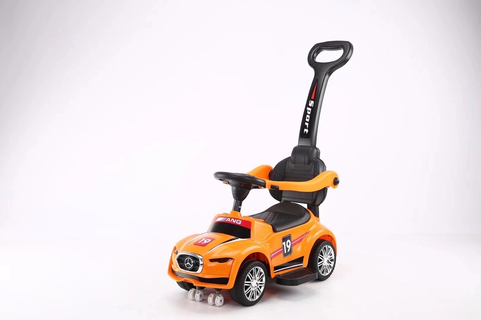 The hand-pushed walking aid is multi-functional detail image 3