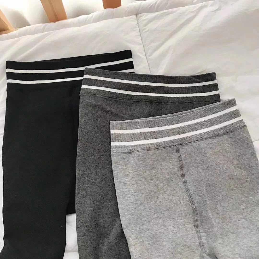 Heavy and velvet leggings thumbnail