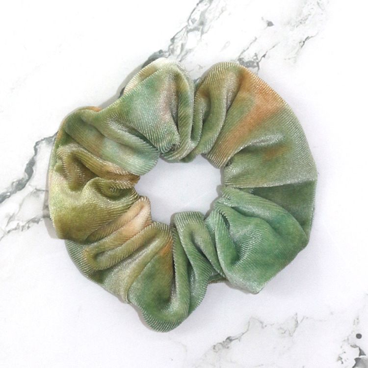 New cross-border large intestine hair band fashion ins style gradient color Korean velvet elastic band hair band accessory from Europe and America Application Scenario