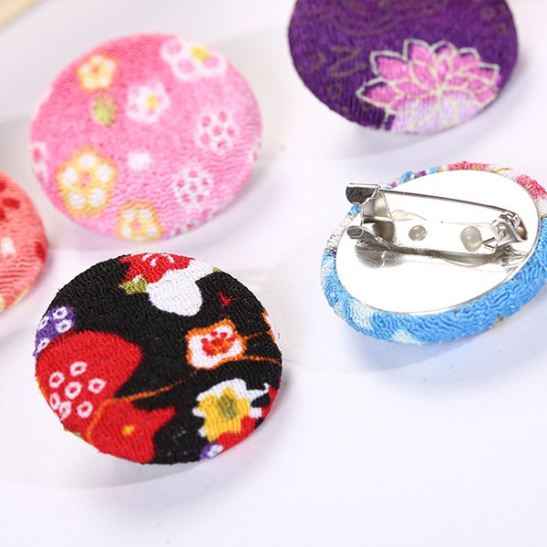 Wholesale of customizable Japanese style series fashionable and simple crepe fabric retro brooches, clothing headwear and pin accessories detail image 3