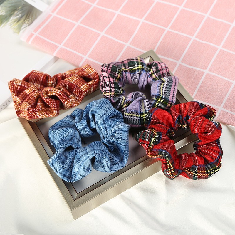 brandy Spring and Summer new style jennie Song Yanfei iu blue checkered large intestine hair band for ladies detail image 1