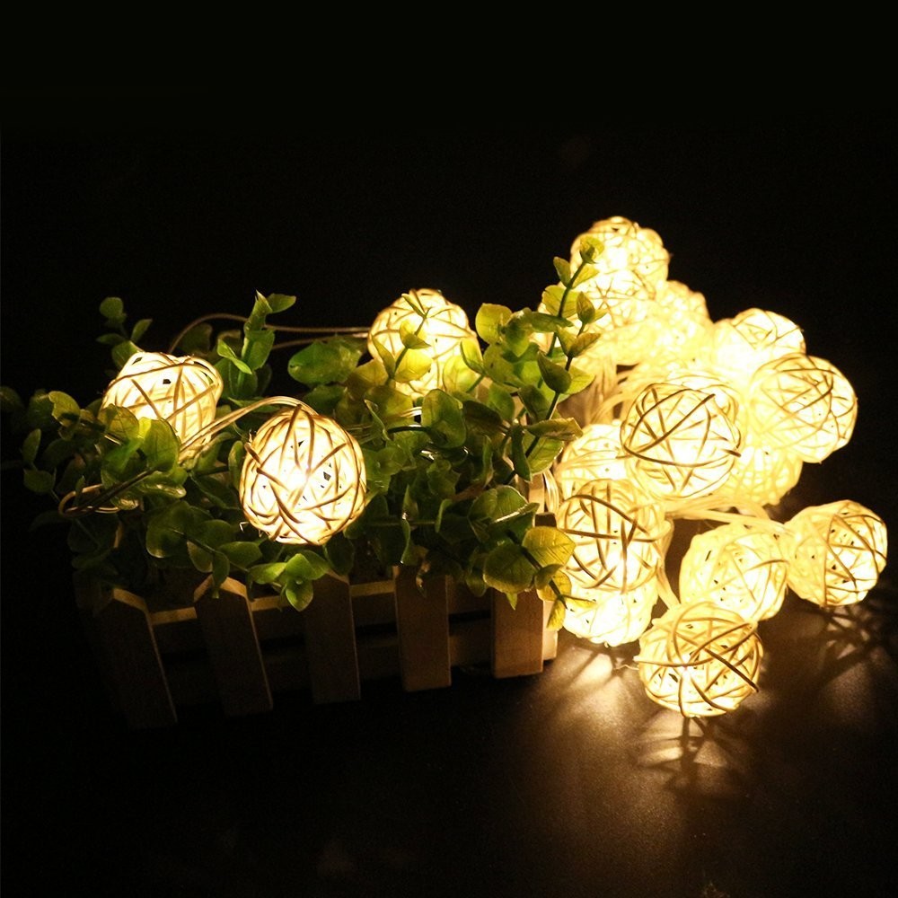 ومصابيح LED التايلندية ذات الحبال الكروية، والمصابيح النجوم، والمصابيح الصغيرة الملونة في أعياد الميلاد detail image 1