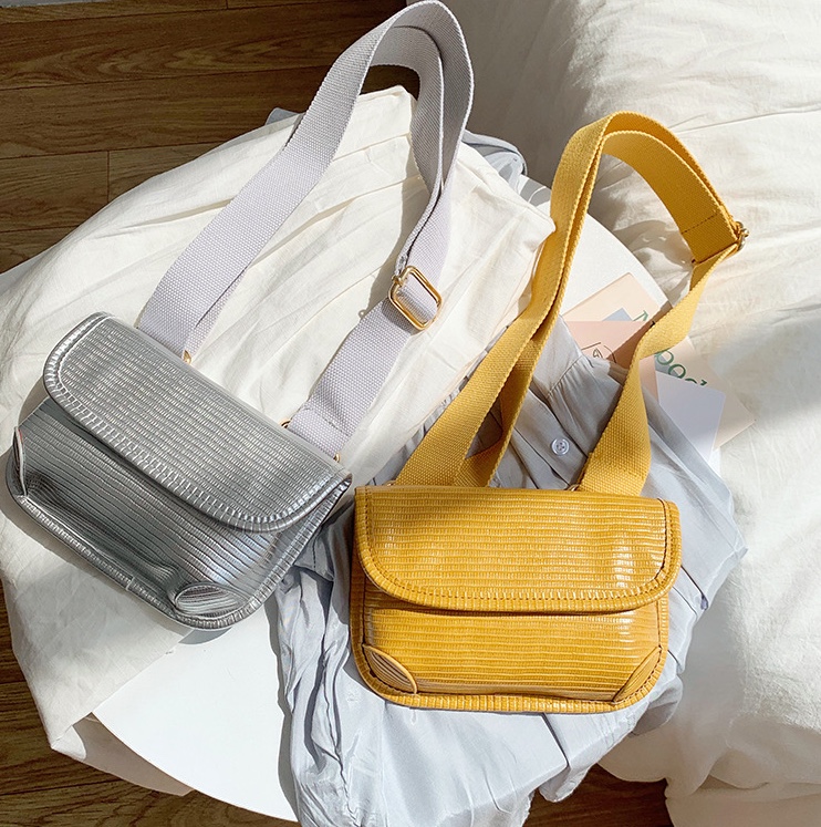 High-Grade Wide Shoulder Strap Solid Color All-In-One Laser Women's Bag Korean Version Niche Design Practical Single Shoulder Crossbody Bag Women's Small Bag