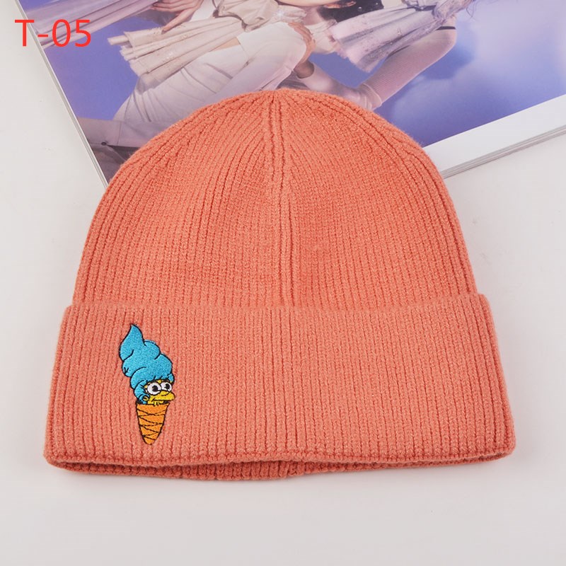 A cute hooded knitted woolen hat for women, a cartoon warm and comfortable woolen hat for autumn and winter details Picture