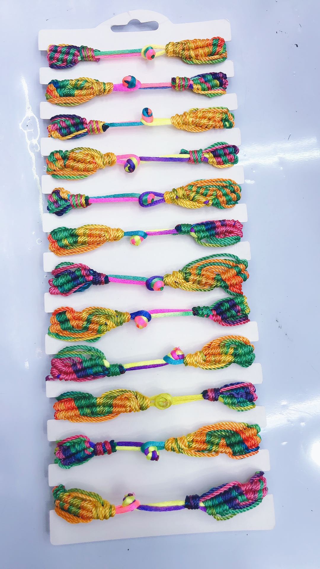 Large Woven Tail Bracelet Sizes Can Be Customized For Adults And Children Application Scenario