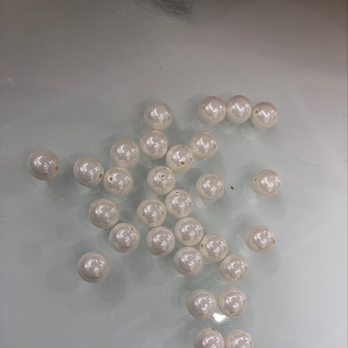 10m straight-hole imitation porcelain white bead string Specification image