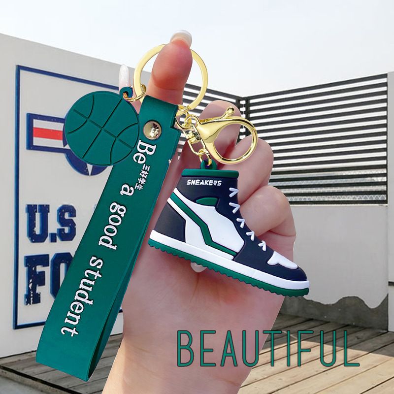 Creative and cool sneaker rope buckle, popular keychain pendant, PVC shoe pendant, personalized men's and women's bag pendant Application Scenario