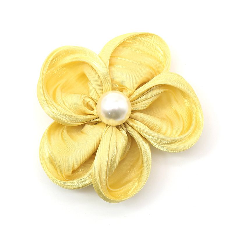 Japanese and Korean versions of the popular forest-themed pearl silk flower fabric hair clips, flower duckbill clips, and sweet girl-style hair tail clips details Picture
