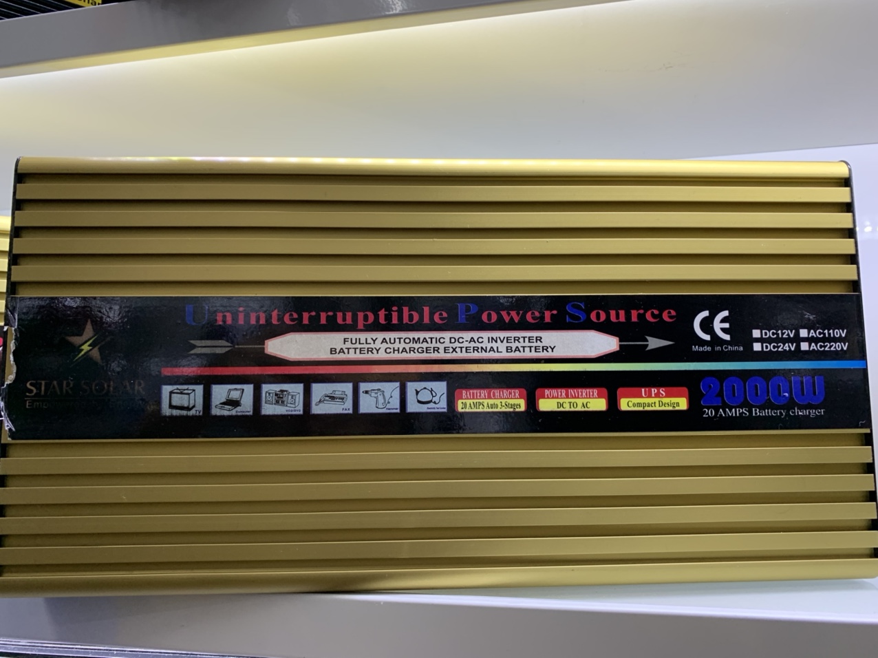 2000W  inverter with charging battery function图