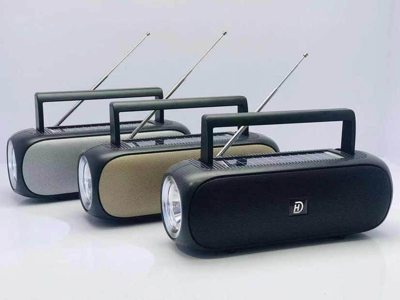 New solar speaker: D08 🎉🎉 product size: 235*95* 85MM outer box size :54.5*50*41.5CM box number: 40 pieces gross weight: 28.4KG color: black/gold/gray [rose] Application Scenario