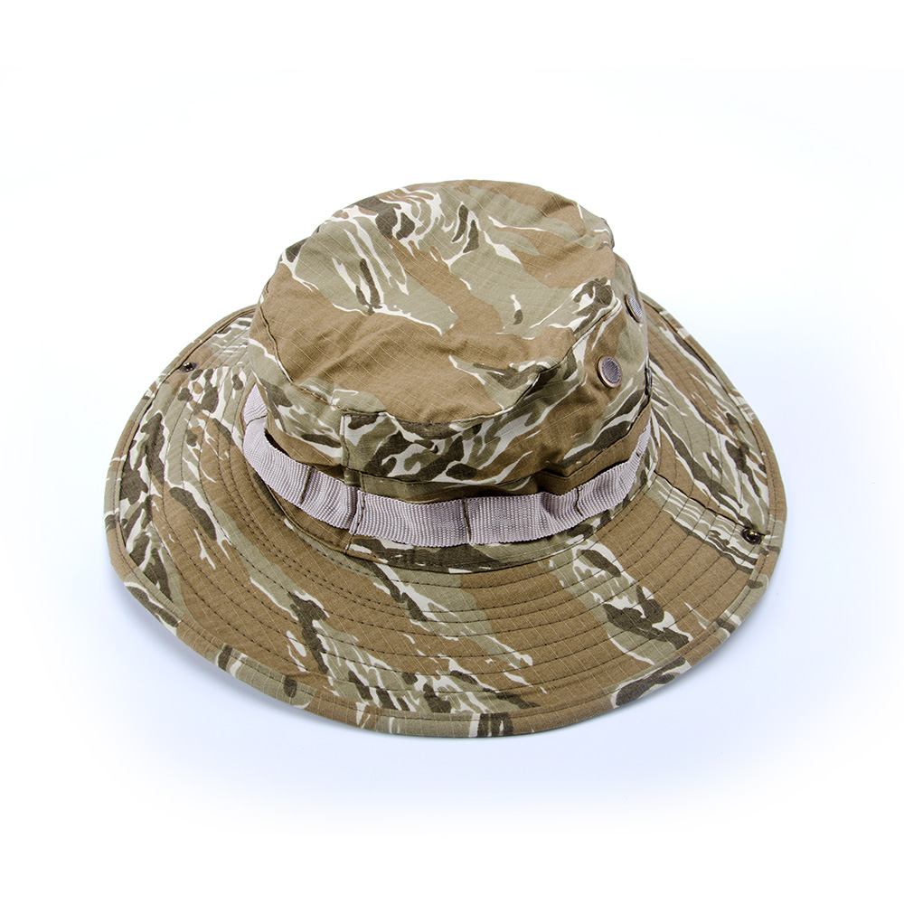 Round-brimmed hat detail image 7