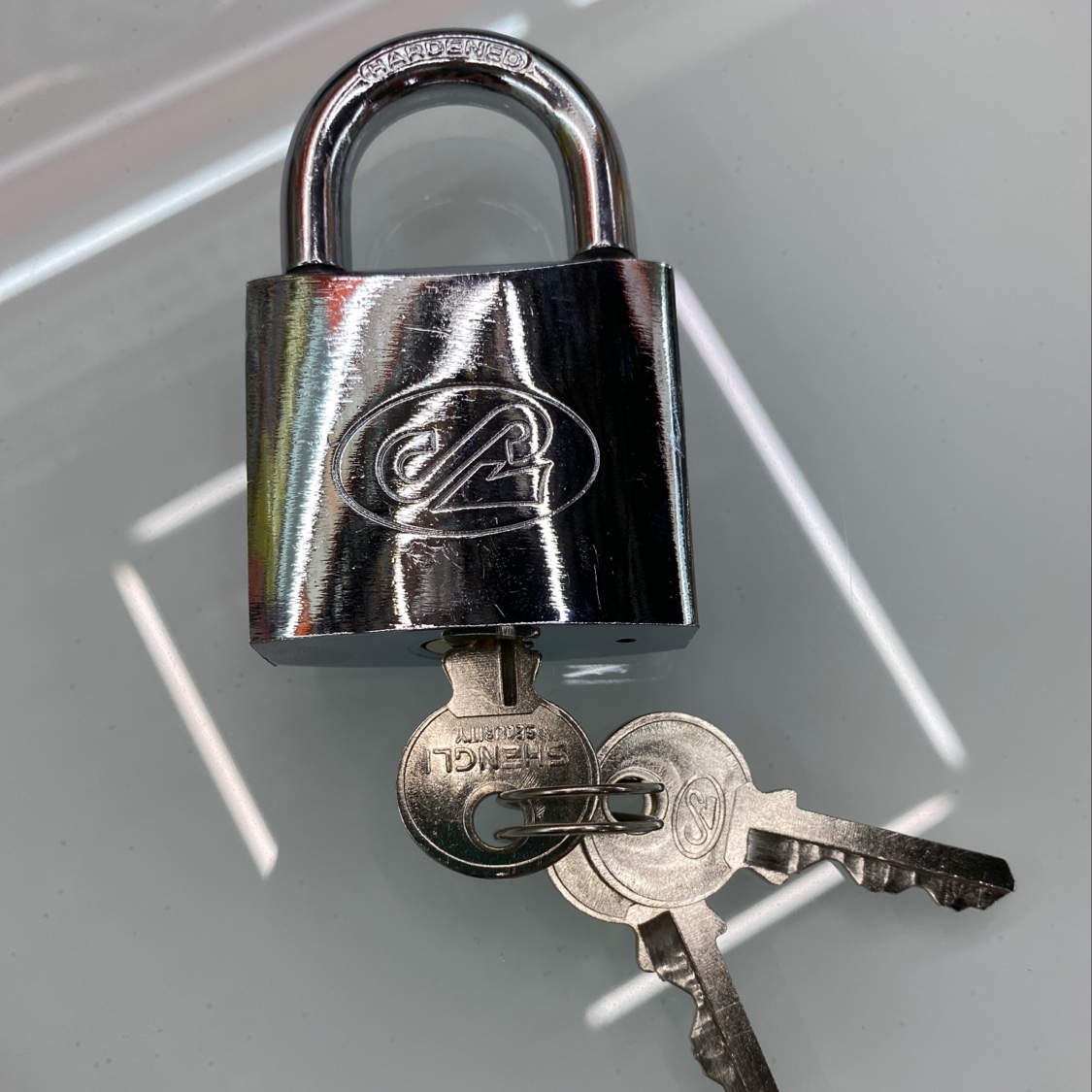 38mm steel-plated lock