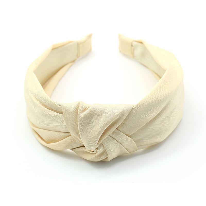 Korean autumn and winter new headband fashion fabric middle knot hair accessory, ladies' hairpin wide border smooth hair accessory details Picture