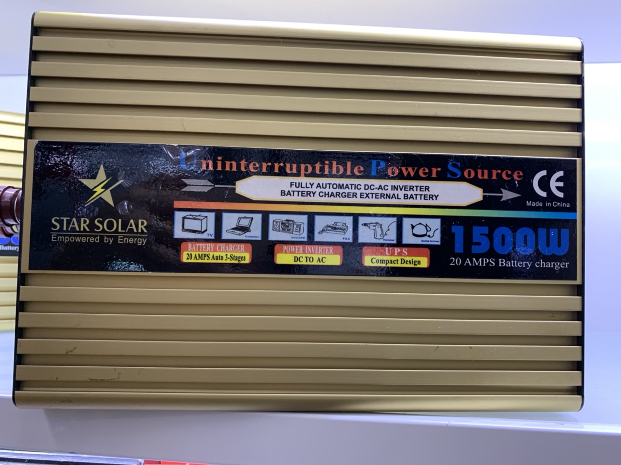 1500W inverter with charging battery function