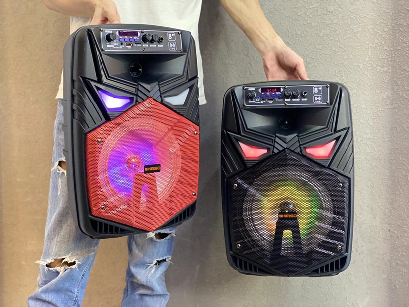 Kimiso 's new 8-inch QS-6801 bluetooth speaker is now available: 🎉 with remote control + wired microphone 🎤 product dimensions: 295*250* 435mm outer box dimensions :77.0*61.0*45.5cm box quantity: 6 pieces gross weight: 15.7KG color: black/red/blue/gray [rose] Specification image