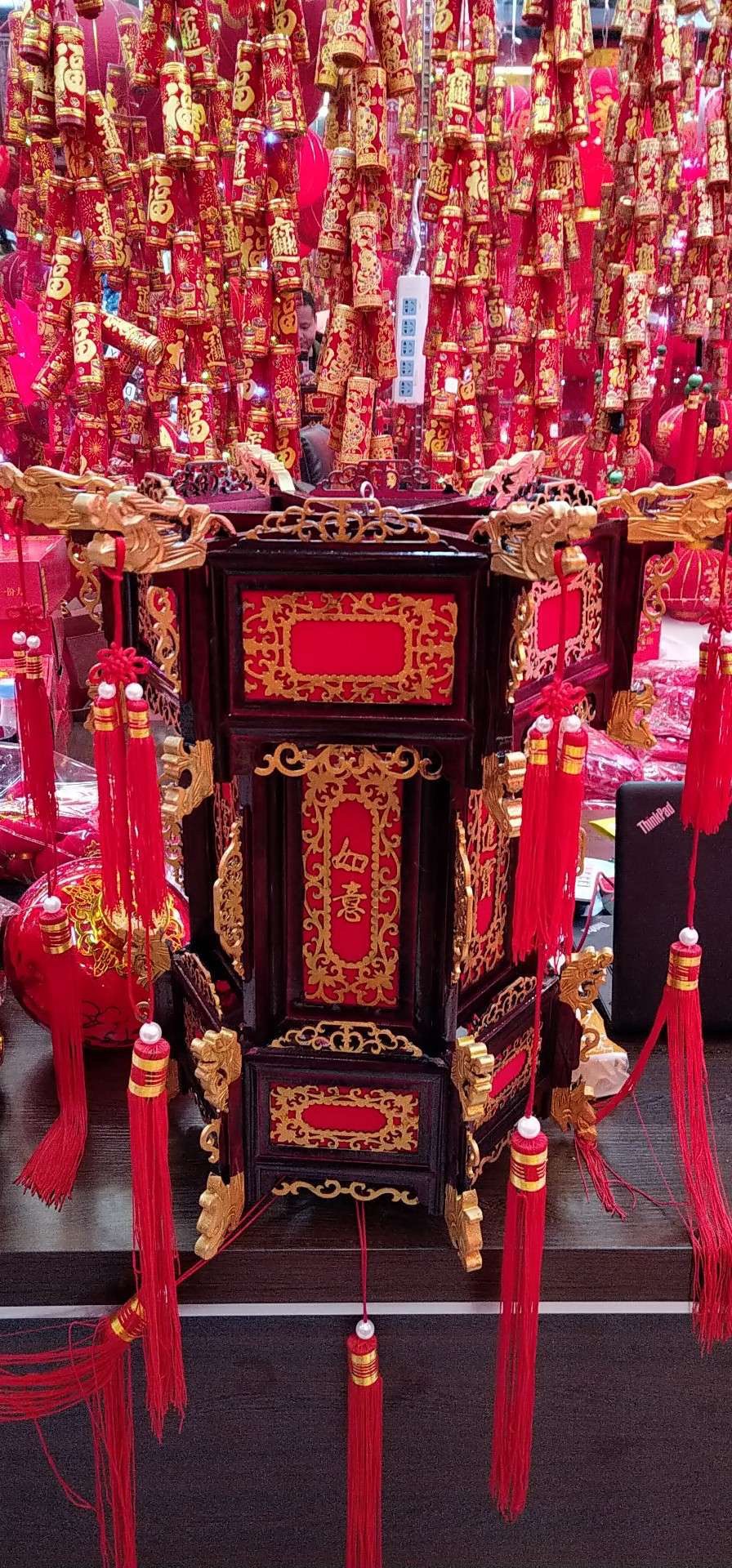 New Year and Spring Festival Wooden lantern Children's diy handicraft material package, ancient-style luminous hand-held small flower lantern, wooden carved palace lantern 6