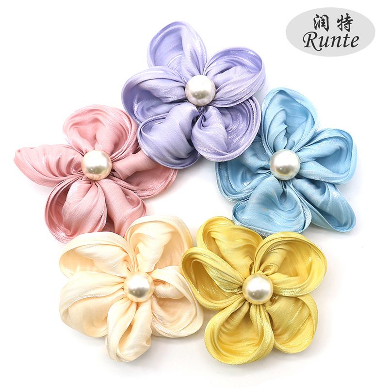 Japanese and Korean versions of the popular forest-themed pearl silk flower fabric hair clips, flower duckbill clips, and sweet girl-style hair tail clips