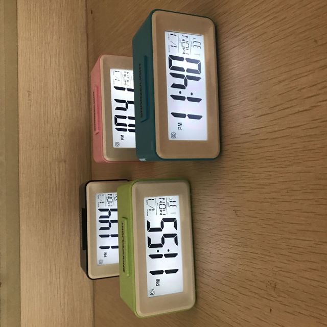贪睡电子钟