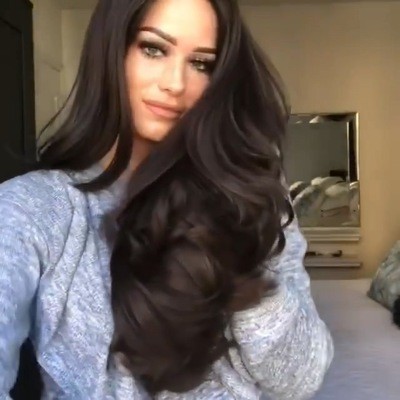 The new wig for women in Europe and America features a long, middle-parted curly hair that is naturally black and fluffy detail image 4