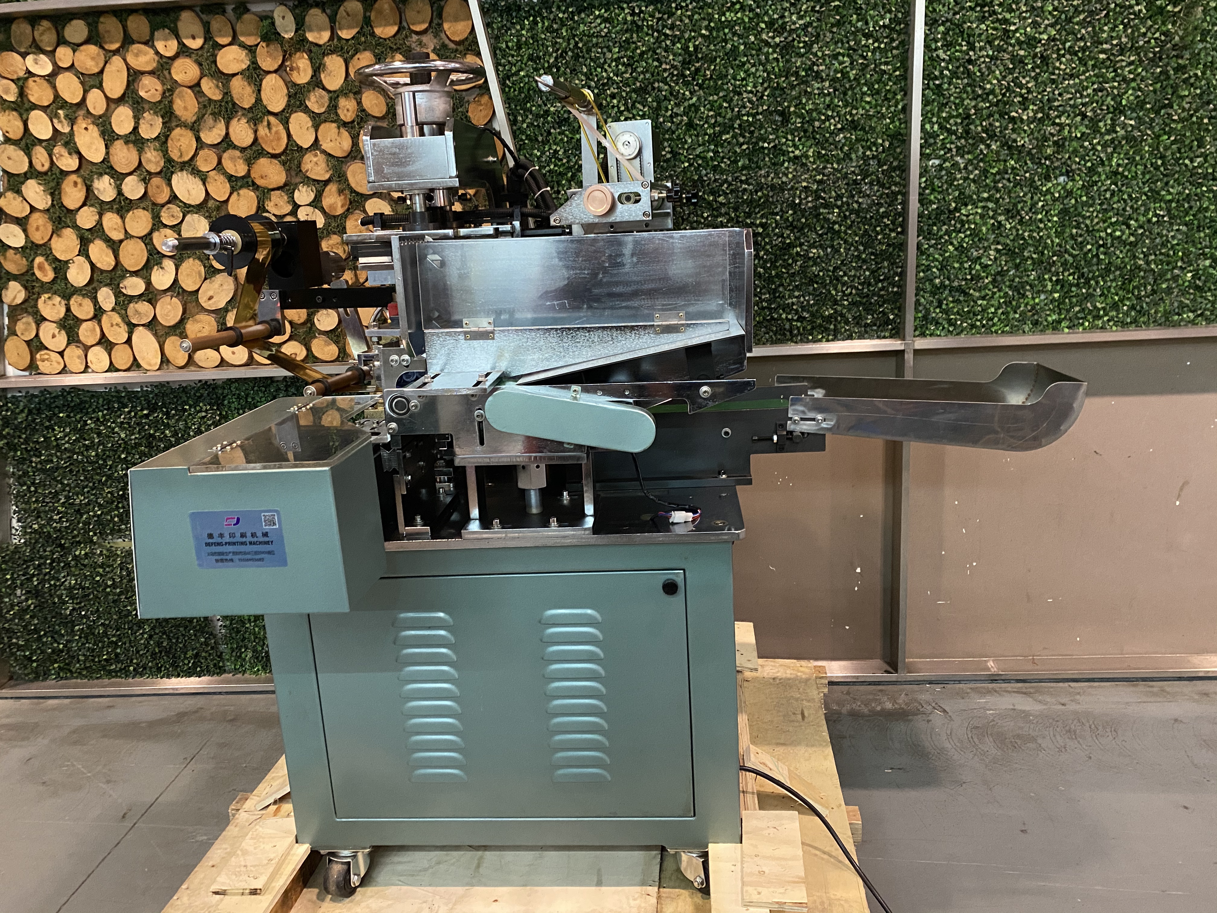 烫金机/机械/自动产品图