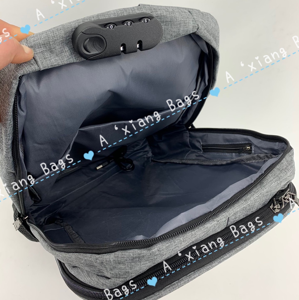 多功能电脑双肩背包 带锁 带USB详情图8