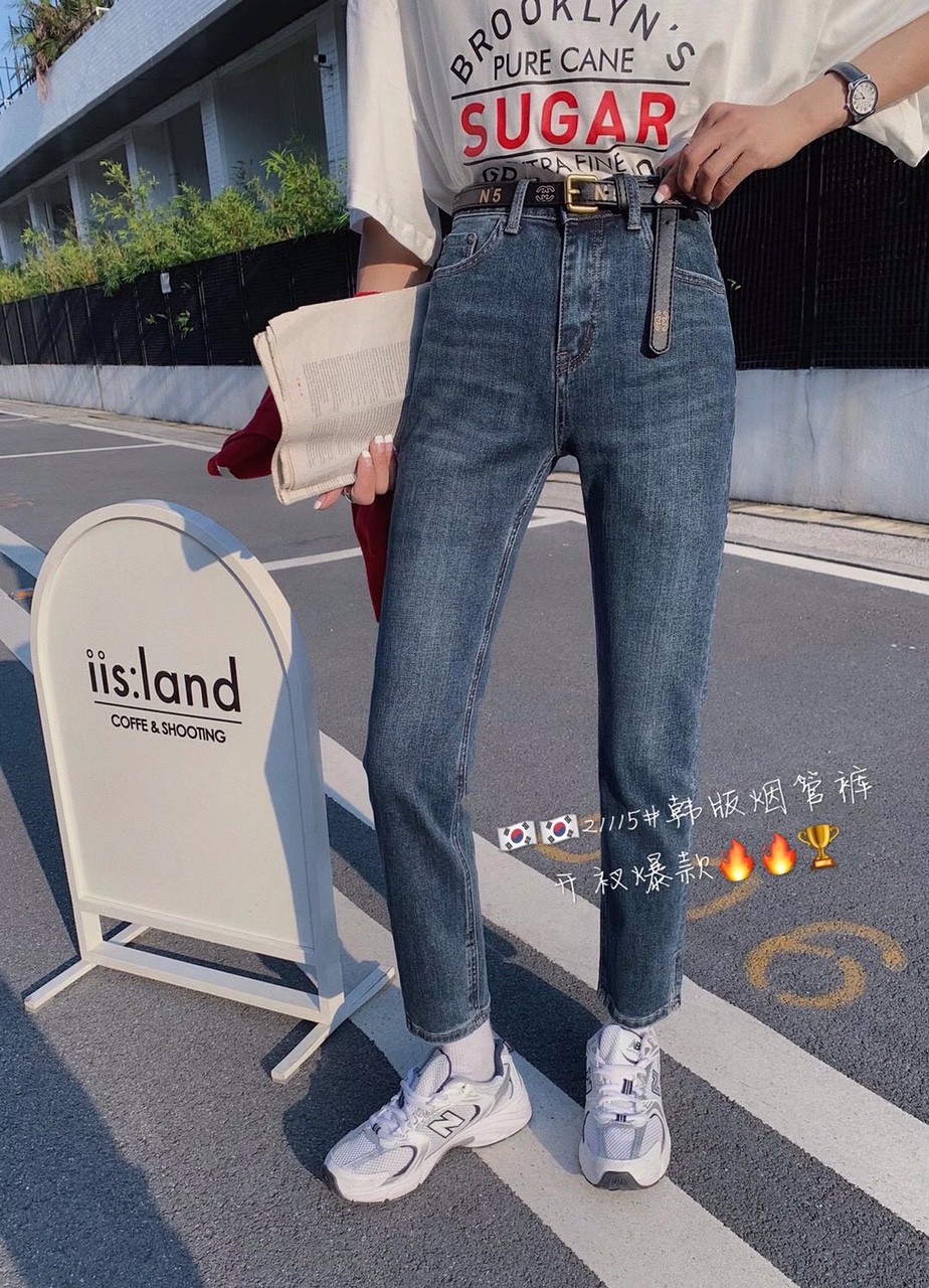 新款牛仔裤小直筒女裤