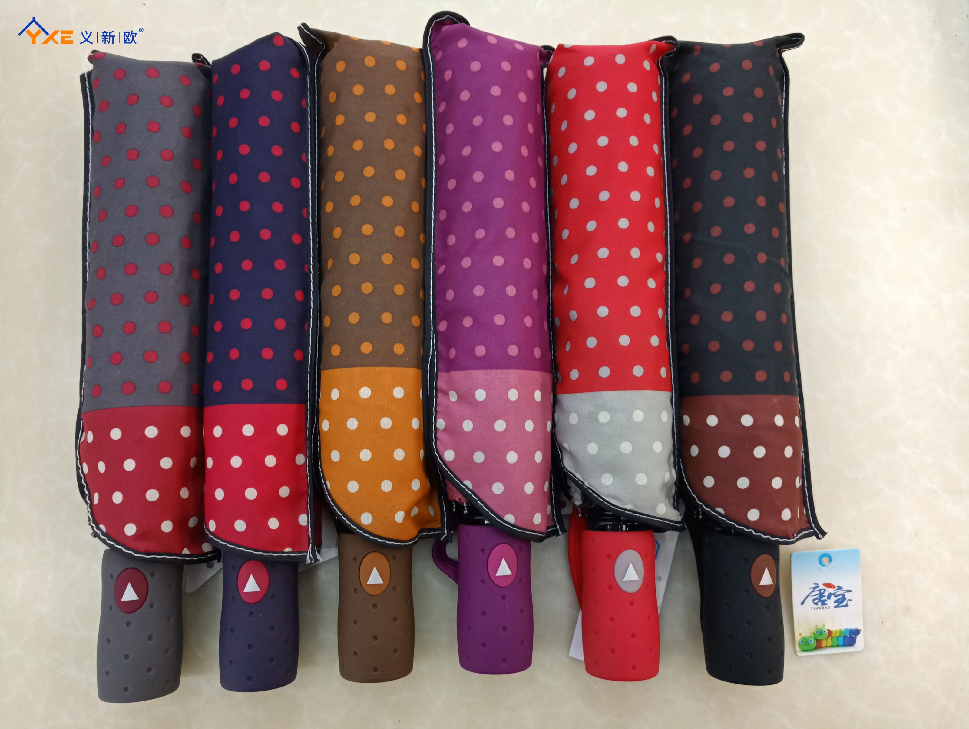 Portable, foldable and easy-to-carry three-fold umbrella, automatic umbrella, foreign trade umbrella, e-commerce umbrella, creative umbrella, patterned umbrella
