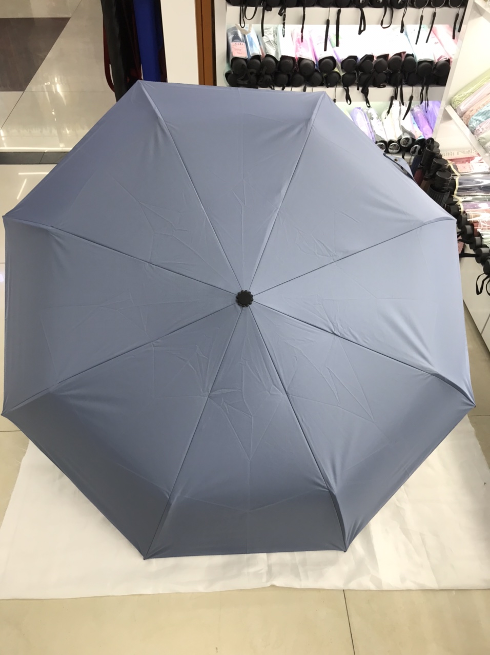 Candy-colored Korean-style folding umbrella for both weather and rain