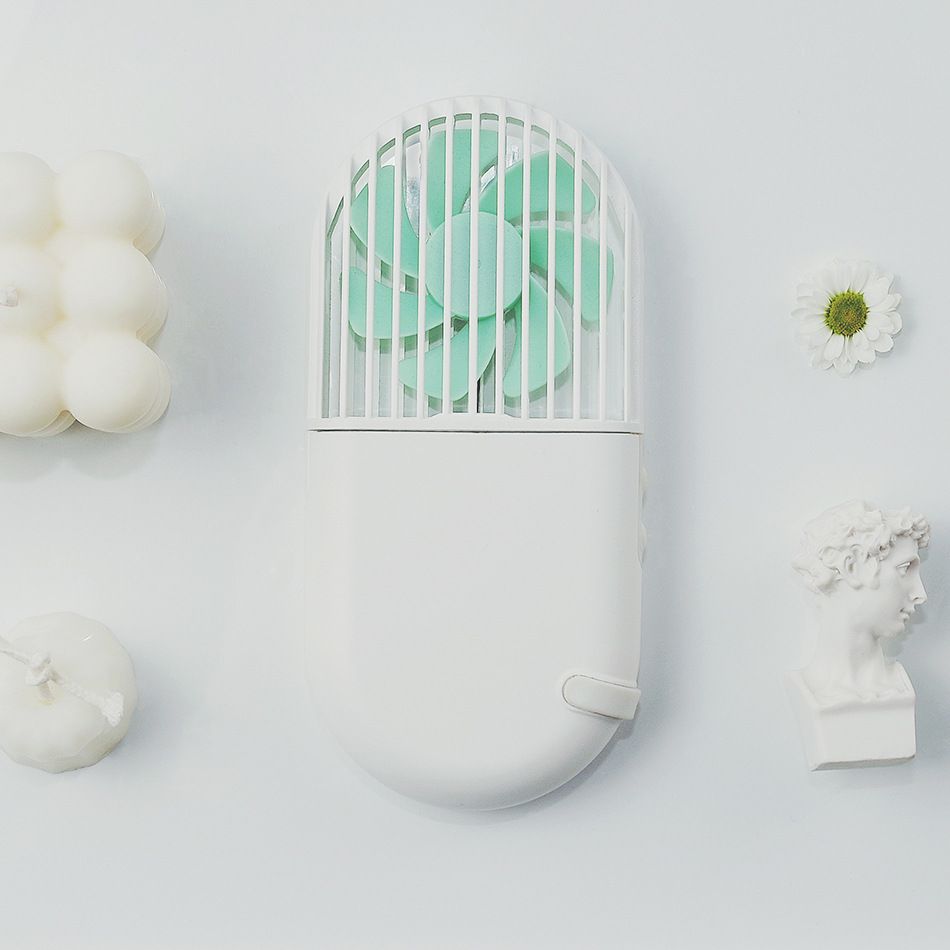 Water refill humidifier handheld small fan Water refill meter office desk with fan mini