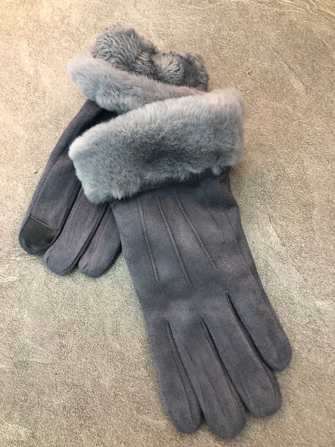 Warm gloves and cycling gloves come in a variety of styles and are available at discounted prices