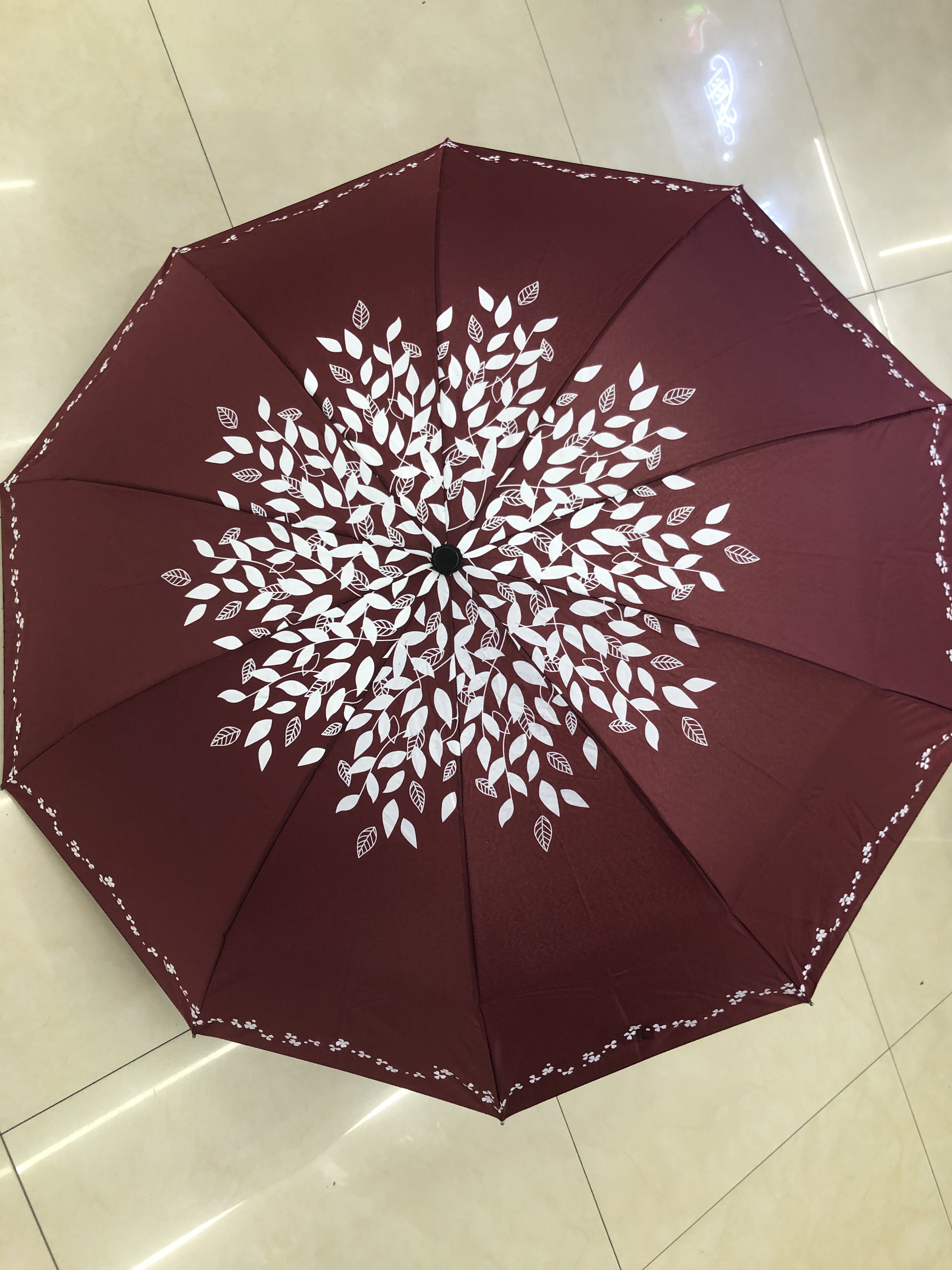 60Cm Three-Section Pg Cloth Umbrella details Picture
