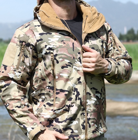 Sharkskin down jacket, outdoor camouflage down jacket Application Scenario