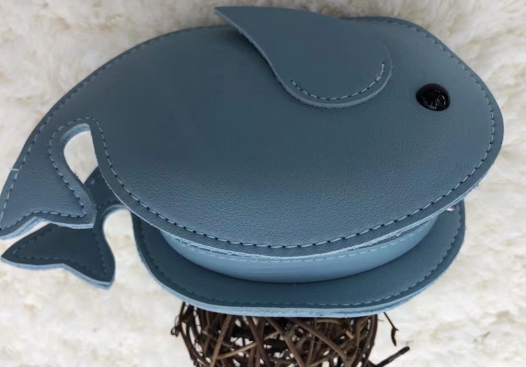 动物鲸鱼零钱包