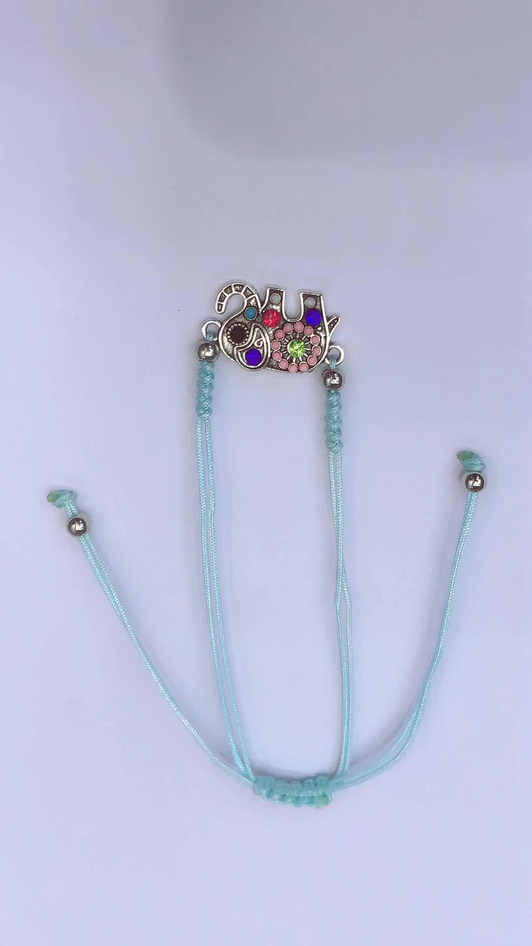 Snake knot woven bracelet with elephant dot diamond Specification image