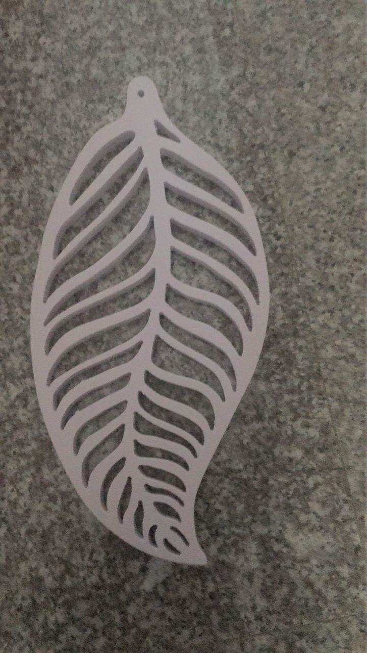 婚庆道具铁艺 花 路引 屏风 花边叶子 等婚礼摆设。