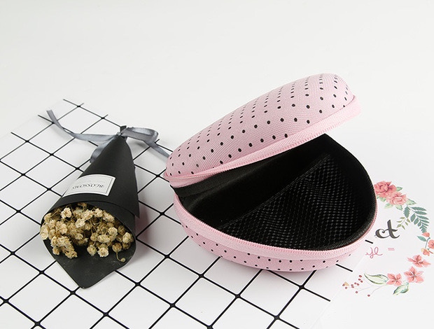 现货供应防压定型EVA文胸包旅游便捷式硅胶隐形胸贴包内衣收纳盒细节图