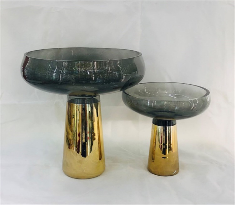 BBglass Buei Bue، مزهرية زجاجية مزروعة بالألوان مزخرفة عصرية details Picture