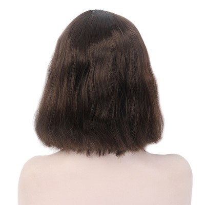 A new wig for short, medium-parted, slightly wavy, medium-long and synthetic fiber hair for European and American women detail image 4