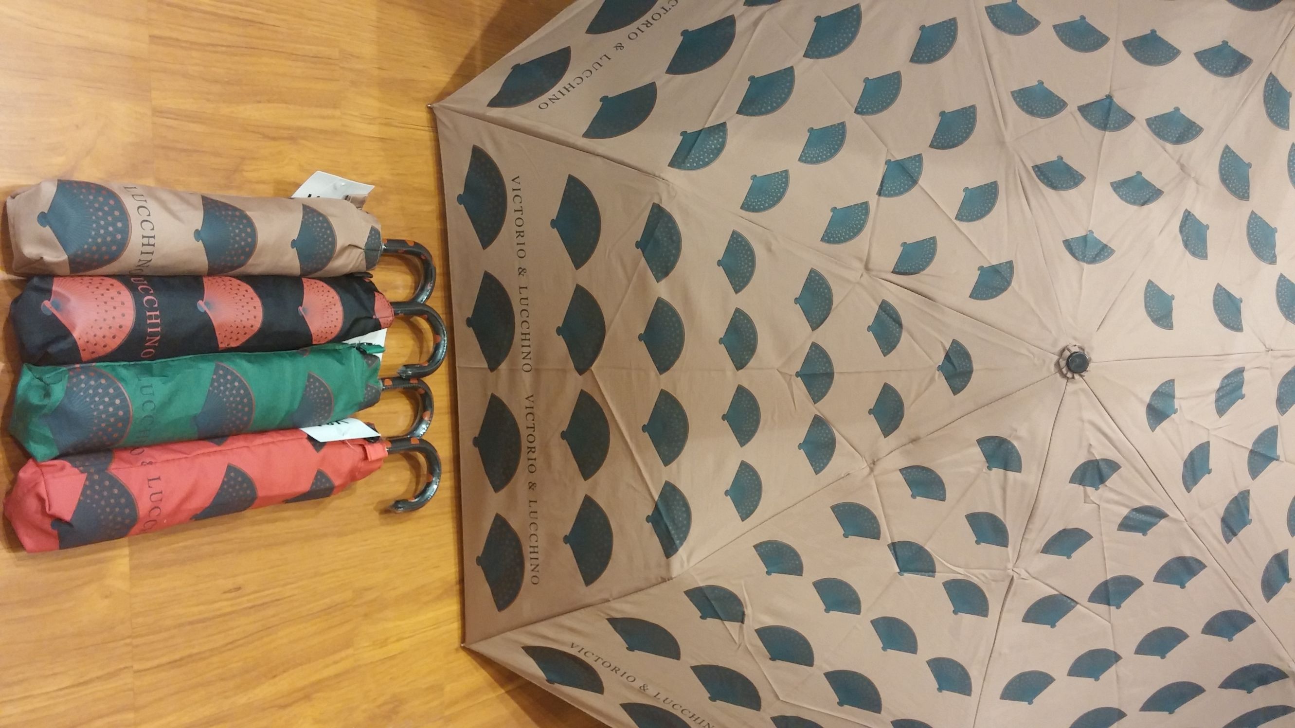 伞  雨伞  广告伞  防紫外线伞 折 叠伞