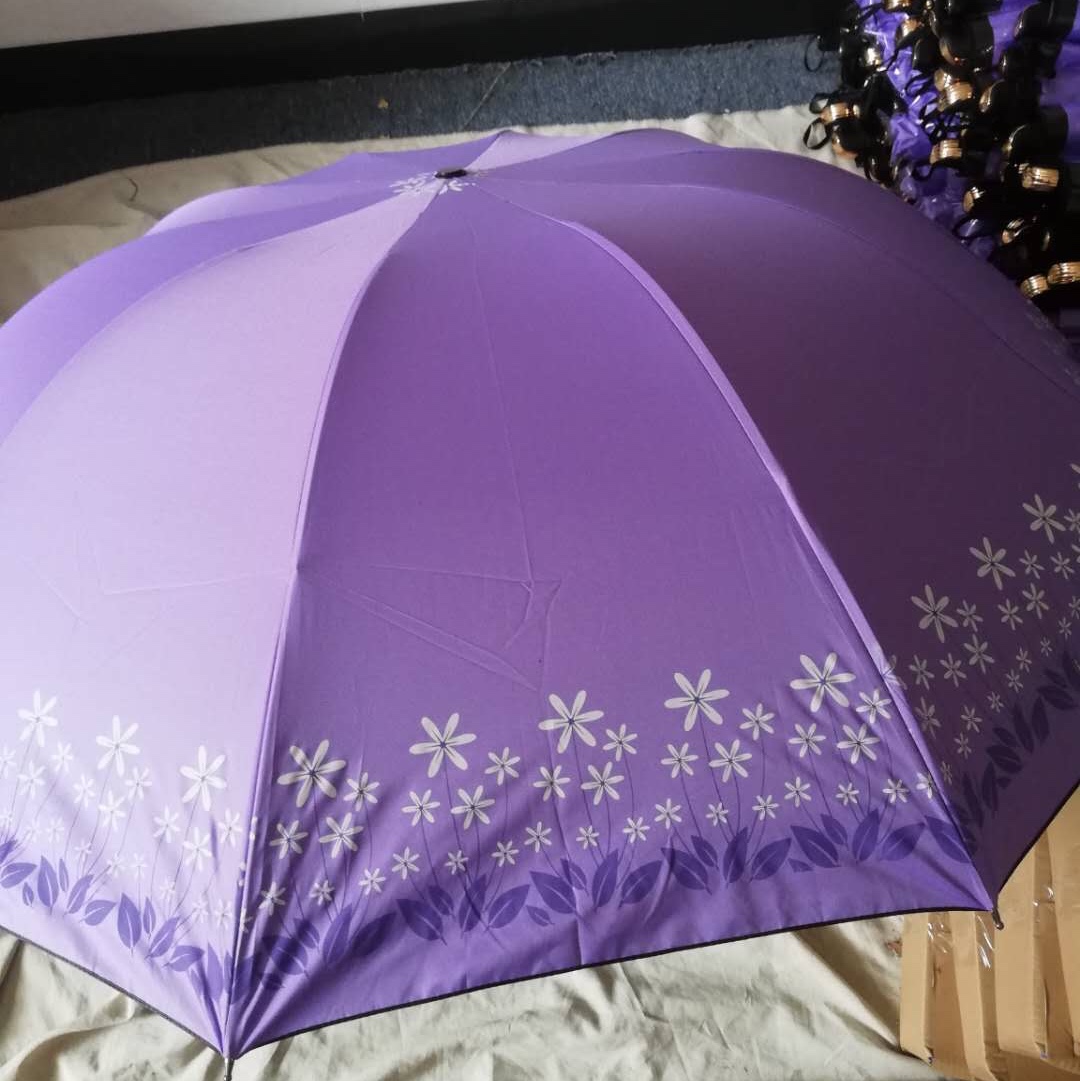 Three-section vinyl flower umbrella