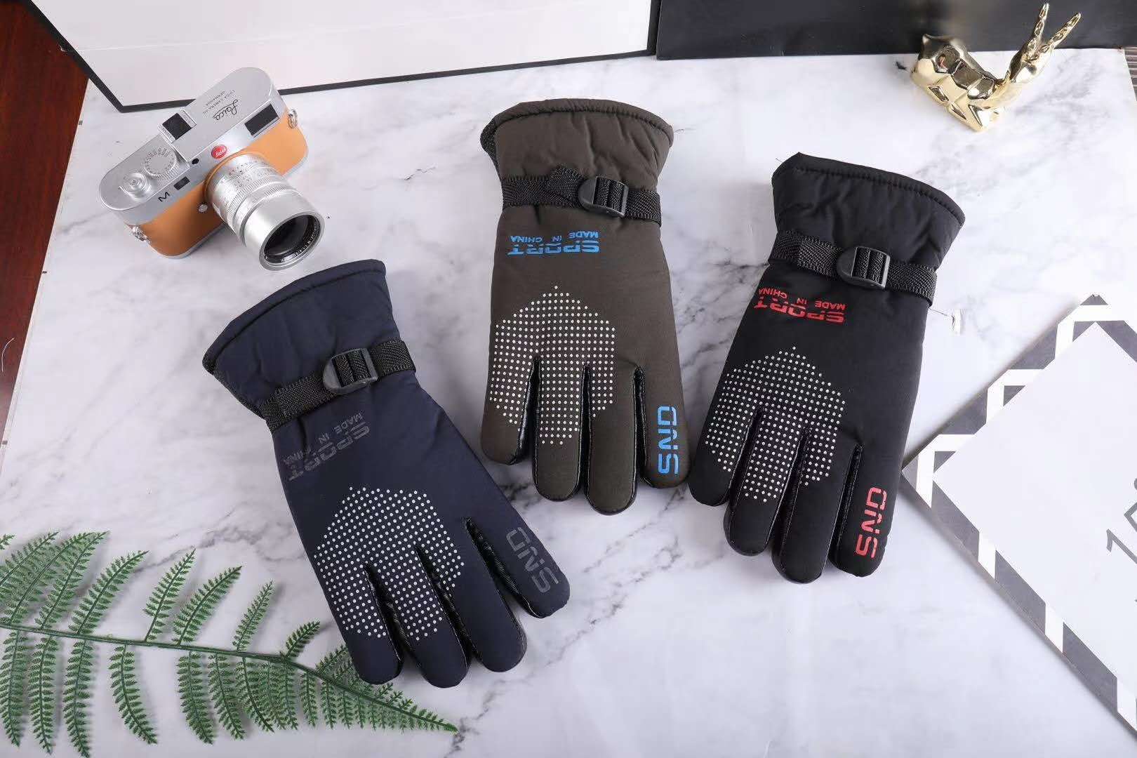 Warm gloves Thick waterproof and windproof sports skiing gloves in winter thumbnail