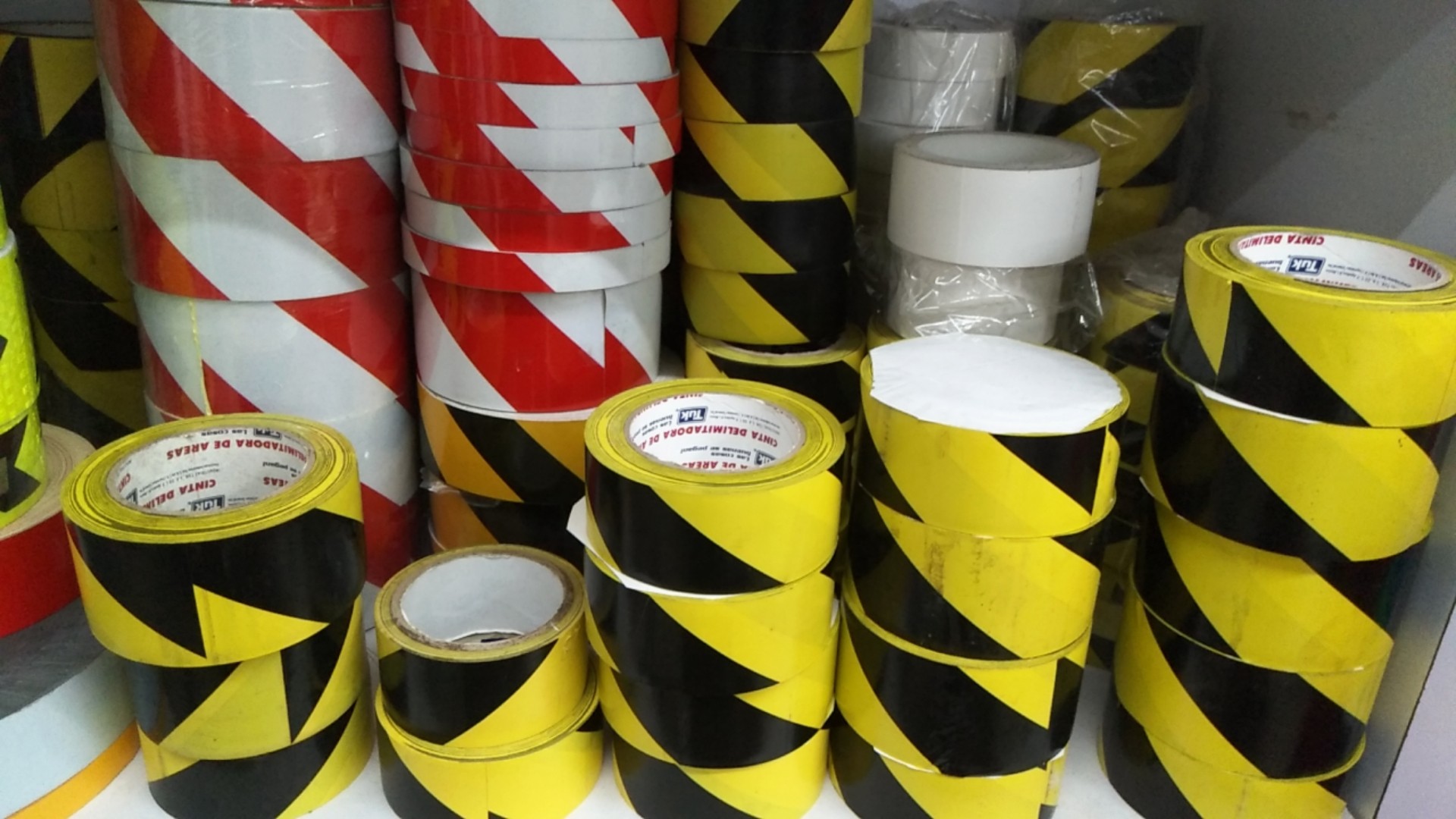 合百家百强厂家直销警示胶带48mm*33m详情图1