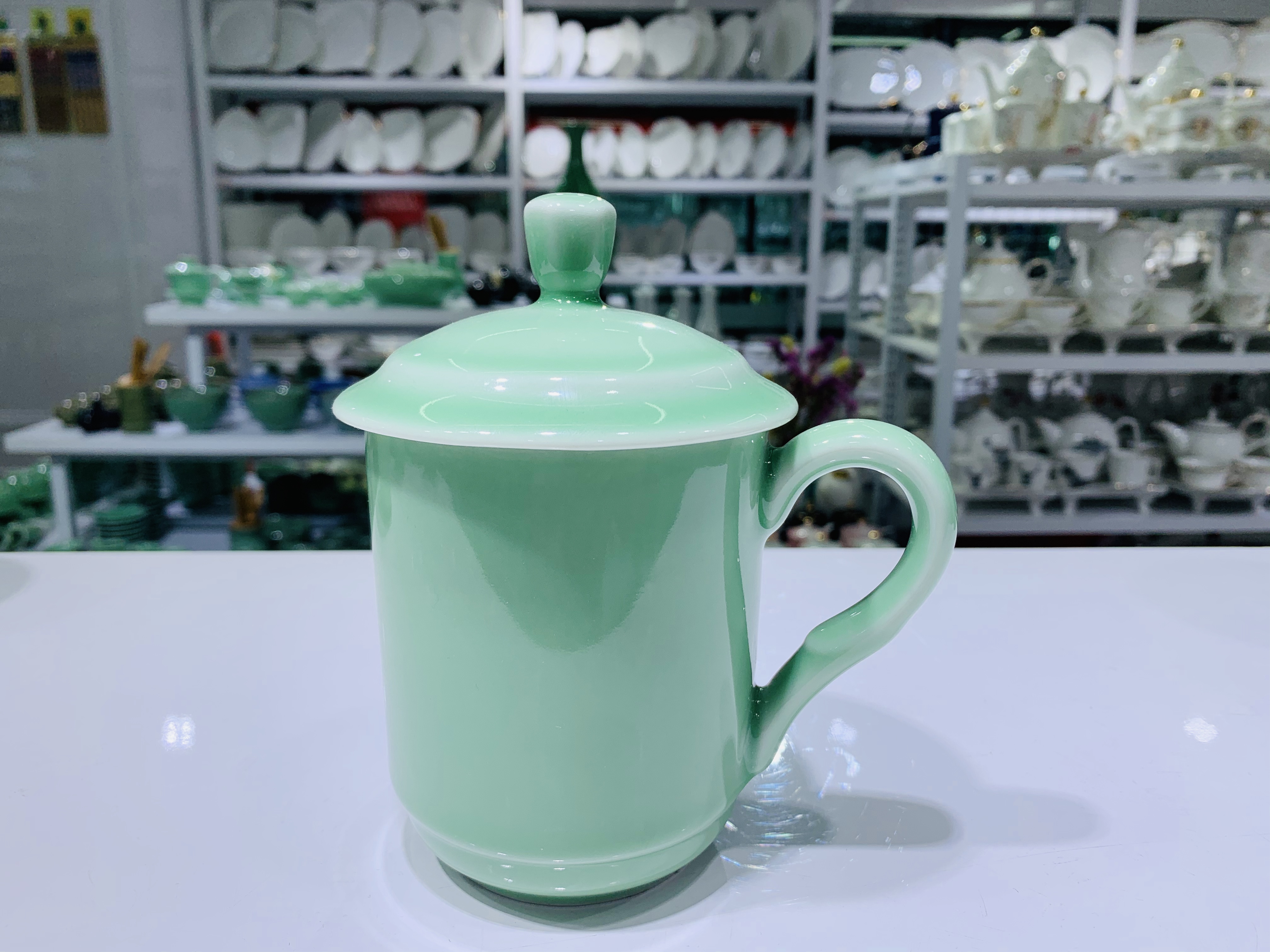 Celadon office cup Item Picture